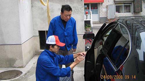 通州汽车无损开锁 钥匙锁车内应急处理
